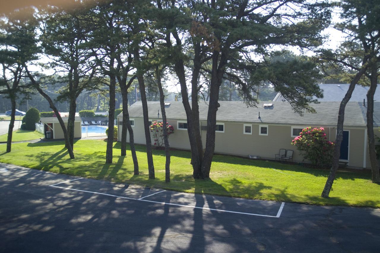Southfleet Motor Inn Wellfleet Bagian luar foto