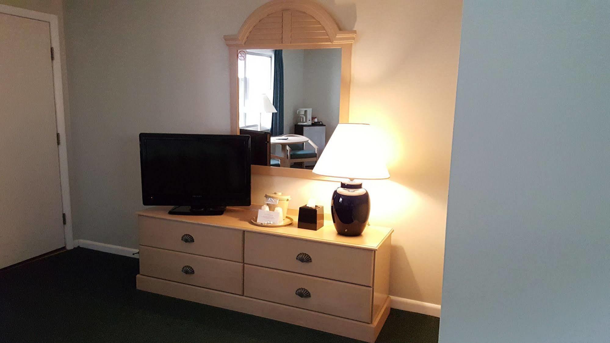 Southfleet Motor Inn Wellfleet Bagian luar foto